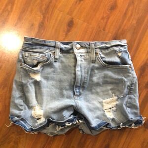 Joe’s Jeans distressed destroyed Jean shorts. Size 26.